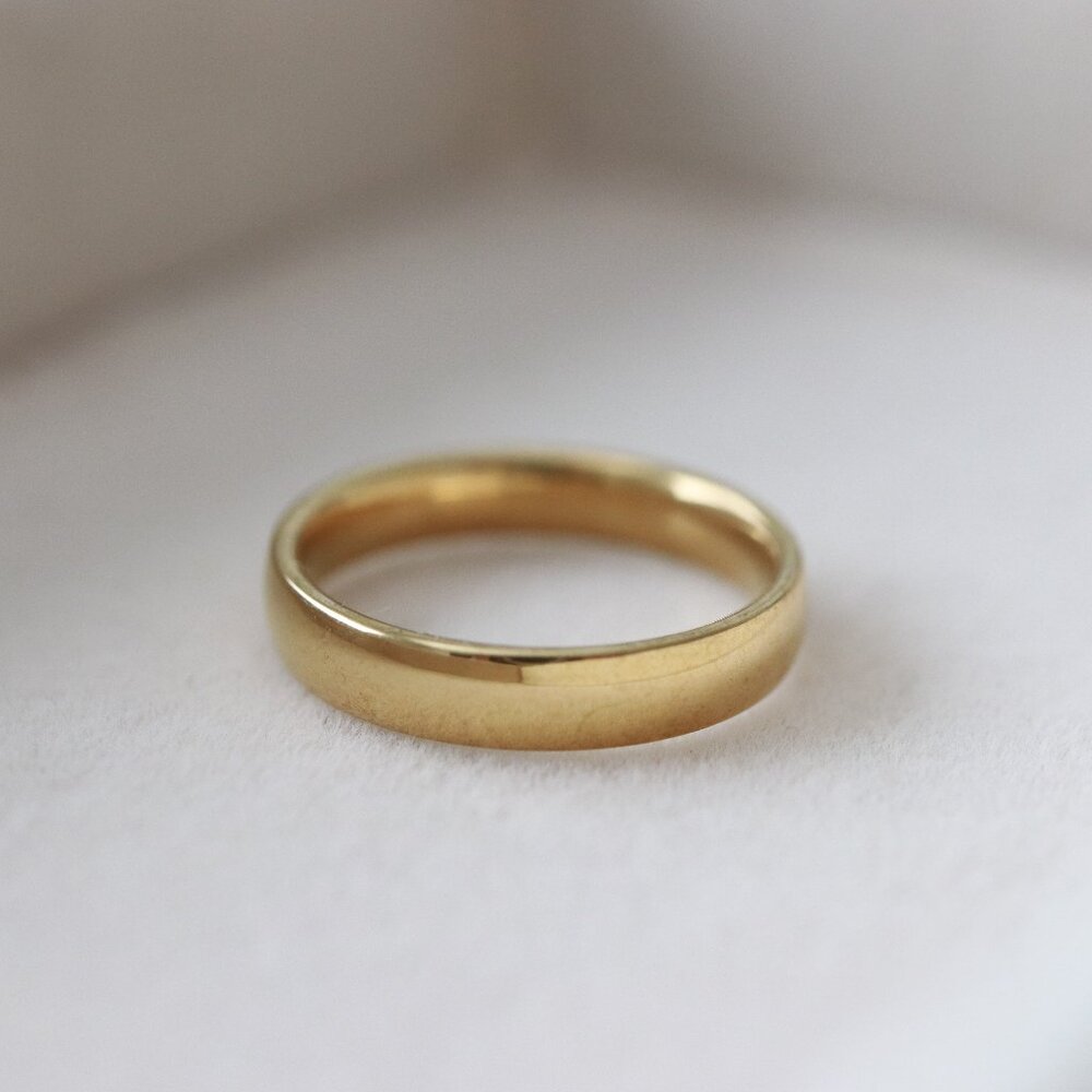 GD9 4mm Men/Women Round Edge 18K Gold Plated Wedding Band Ring Stainless Steel